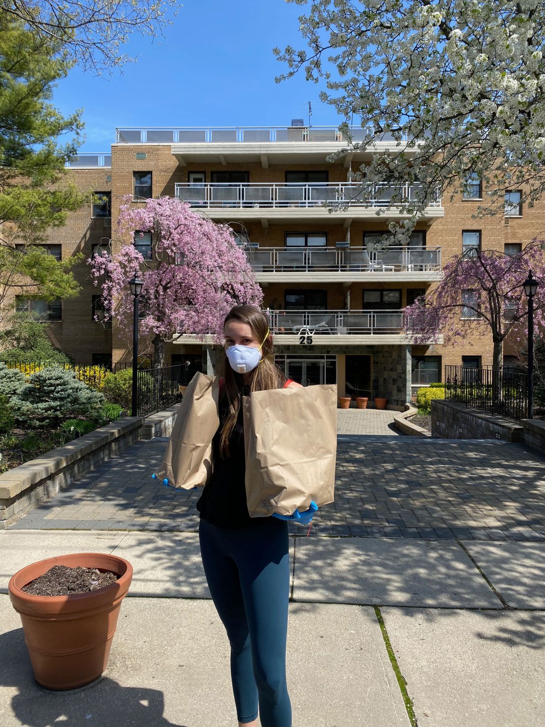 Nicole Chayet has been delivering groceries to strangers around New York after recovering from coronavirus.