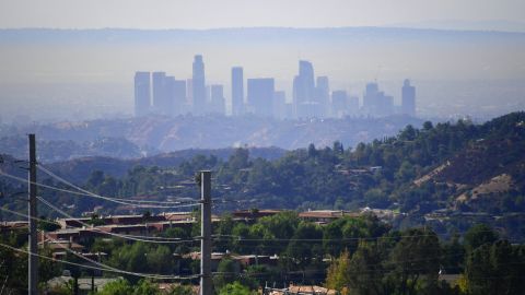 A layer of pollution hovers over Los Angeles, California, on October 17, 2017. Even though air quality has improved in recent decades, smog levels remain among the nations's worst.