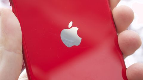 23-underscored apple iphone se 2020 review