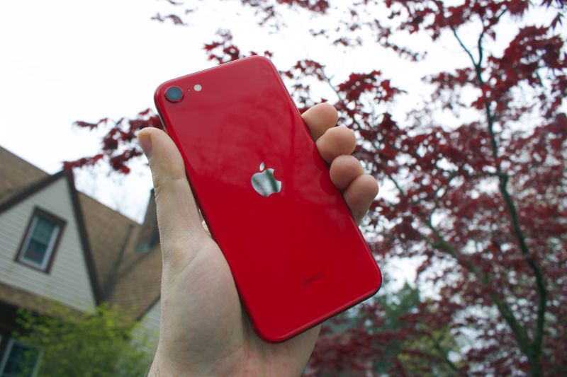 iPhone SE 2020 Review: Apple's $399 iPhone brings unprecedented