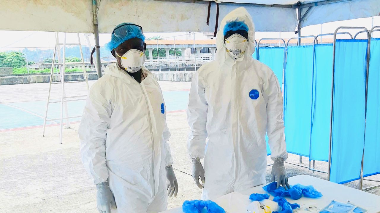 NIMR staff at Lifebank's mobile test center in Oyo state, Nigeria