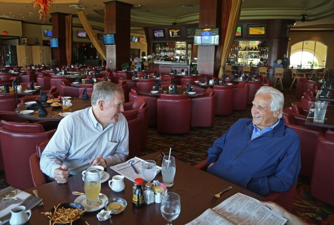Shula and former Dolphins quarterback Bob Griese have lunch and watch horses at Gulfstream Park in Hallandale, Florida, in 2017. Griese was the starting quarterback for the Dolphins in their two Super Bowl victories.