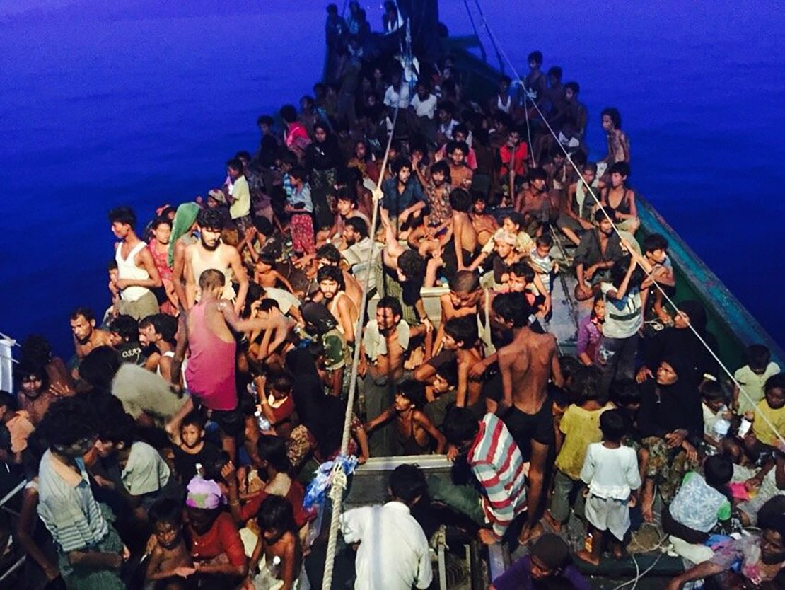 Hundreds of Rohingya migrants were trapped at sea aboard a boat in 2015. 