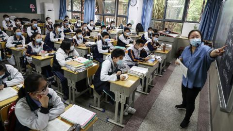 High school senior students were back in class in Wuhan on May 6 for the first time since their city shut down in January.
