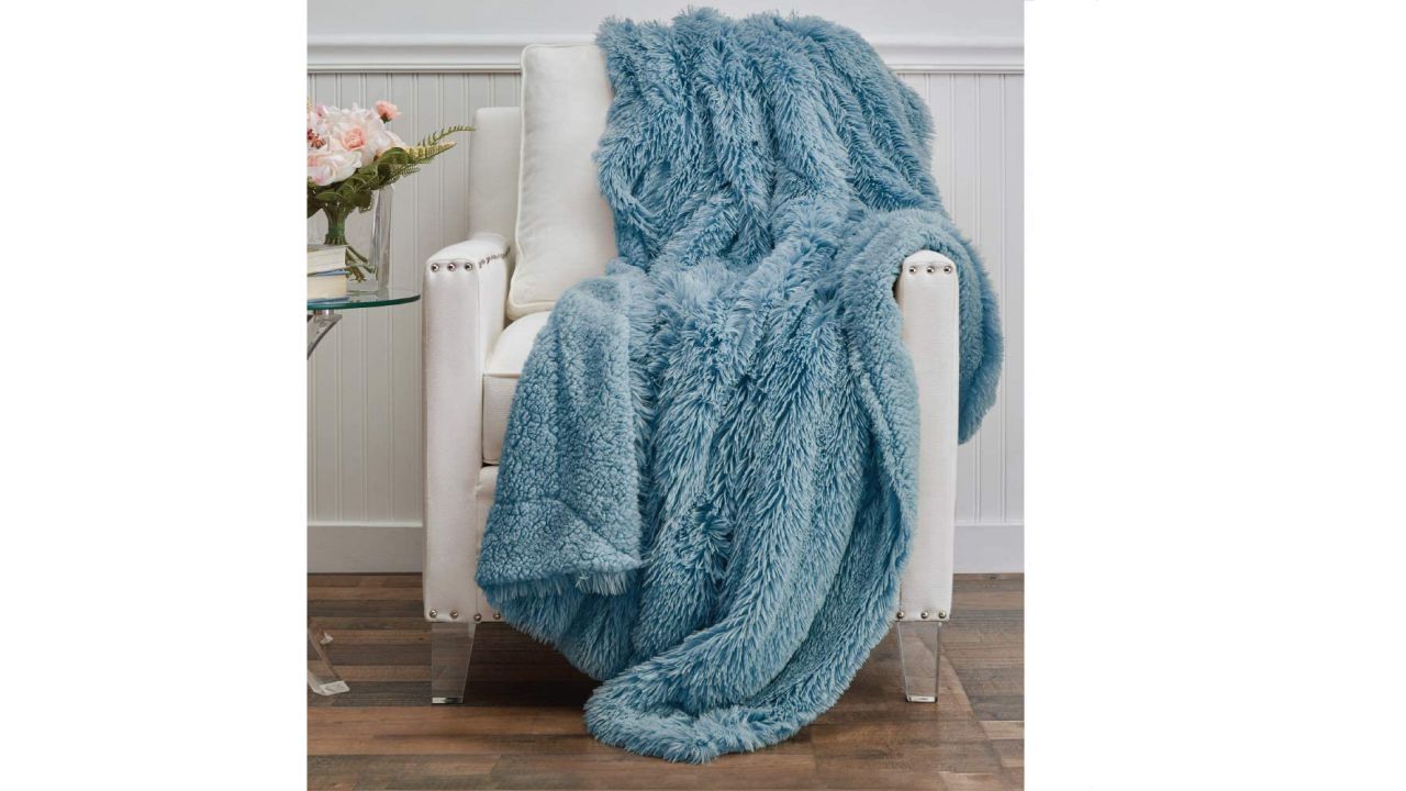 The Connecticut Home Company Throw Blanket