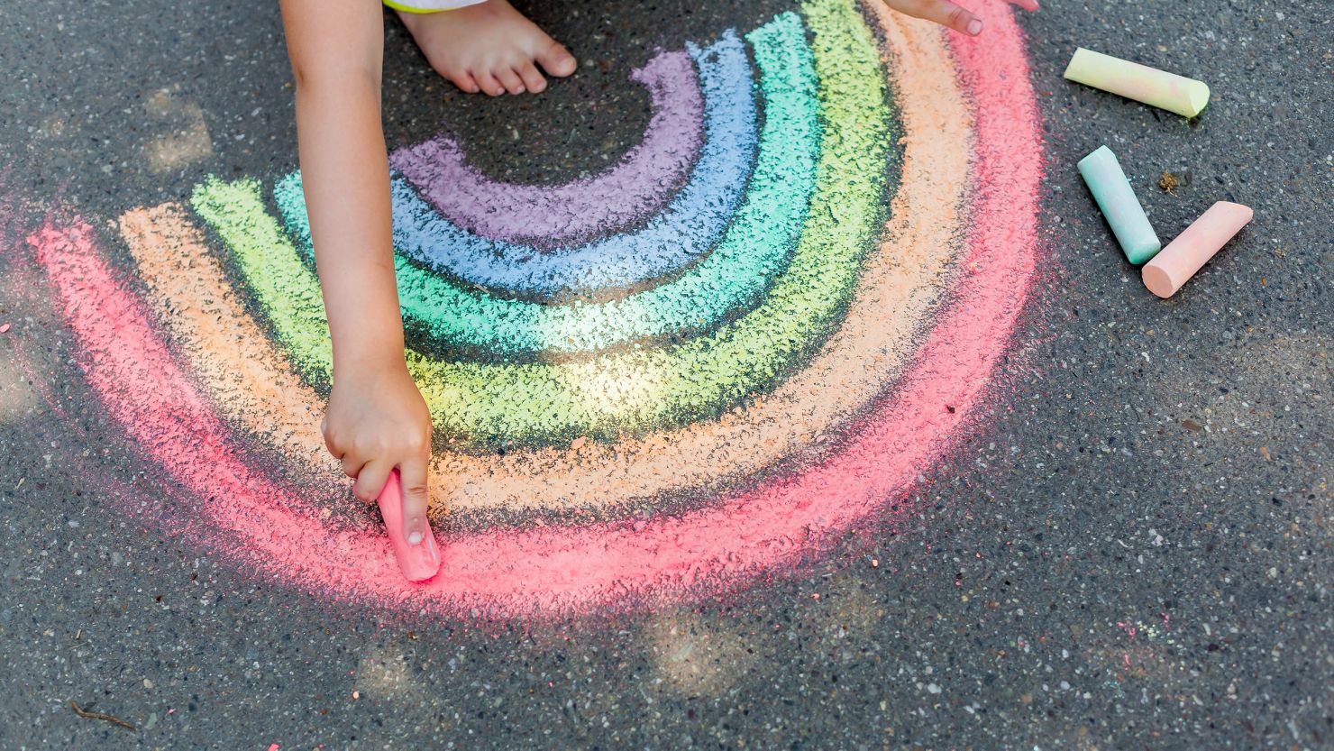 Chalk art ideas: The best outdoor and chalk art projects for kids