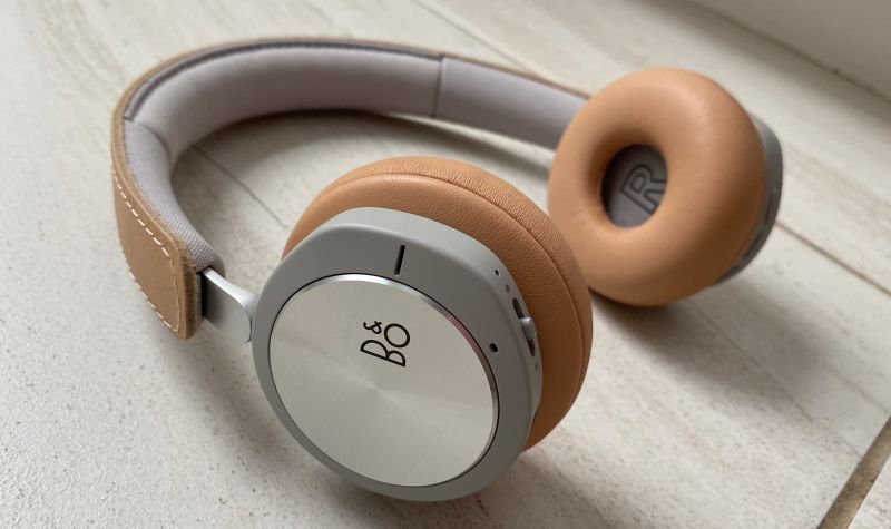 Best headphones and earbuds of 2024 CNN Underscored