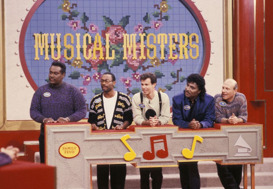 From left, Luther Vandross, Bobby McFerrin, Alan Paul, Little Richard and Tim Hauser compete on the TV game show "Family Feud" in 1989.
