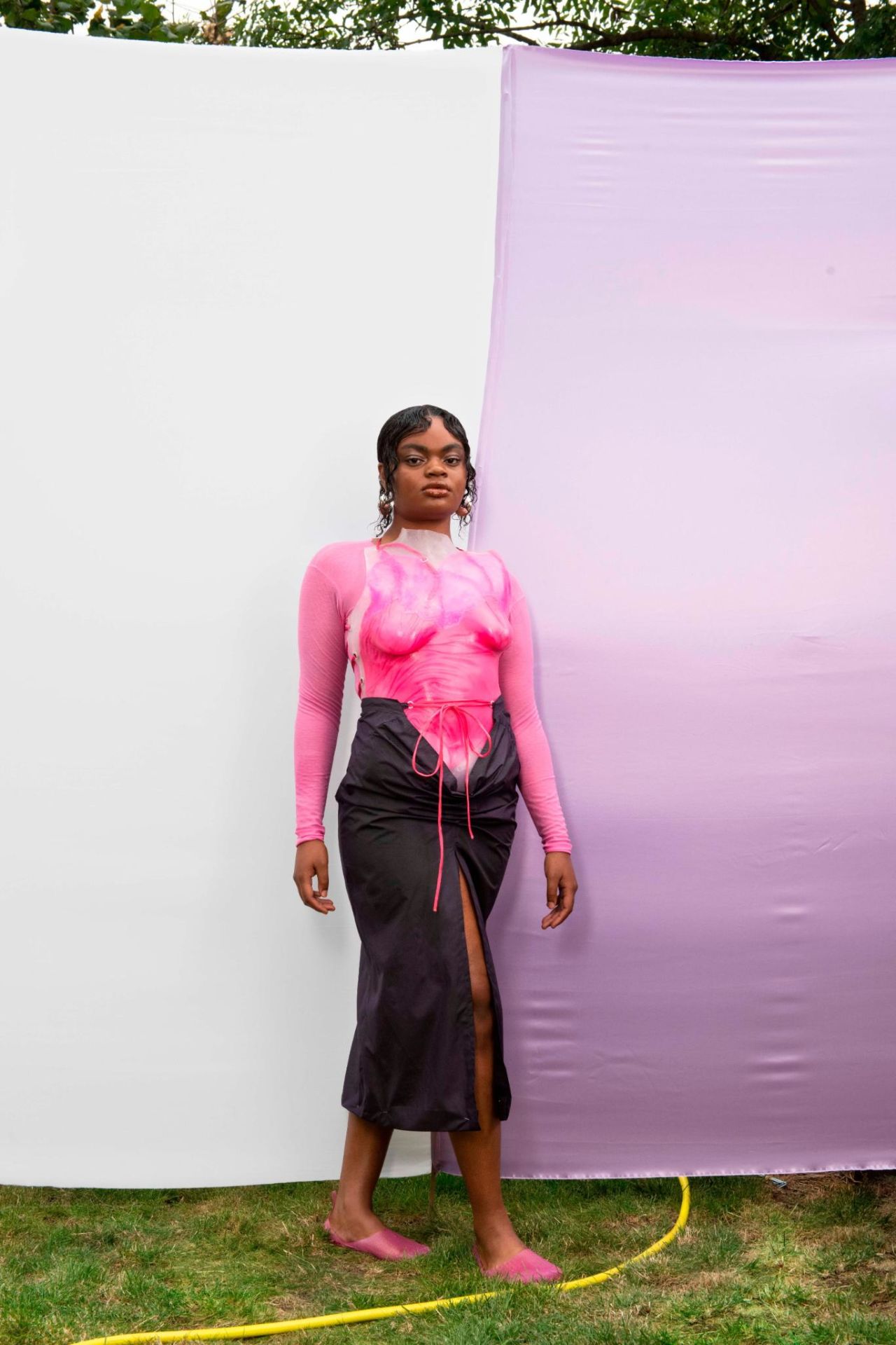 Sinéad O'Dwyer creates bespoke molds from her models' bodies for her pieces (Spring/Summer 2020)