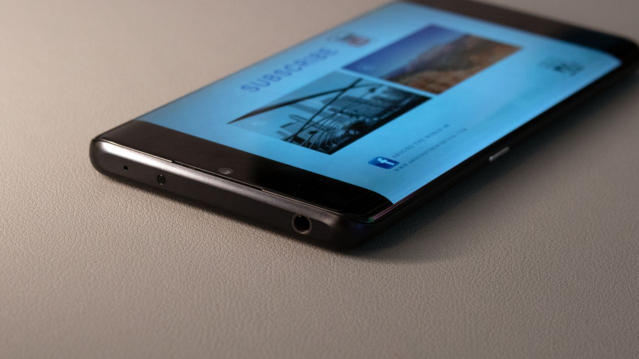 6-underscored tcl 10pro review