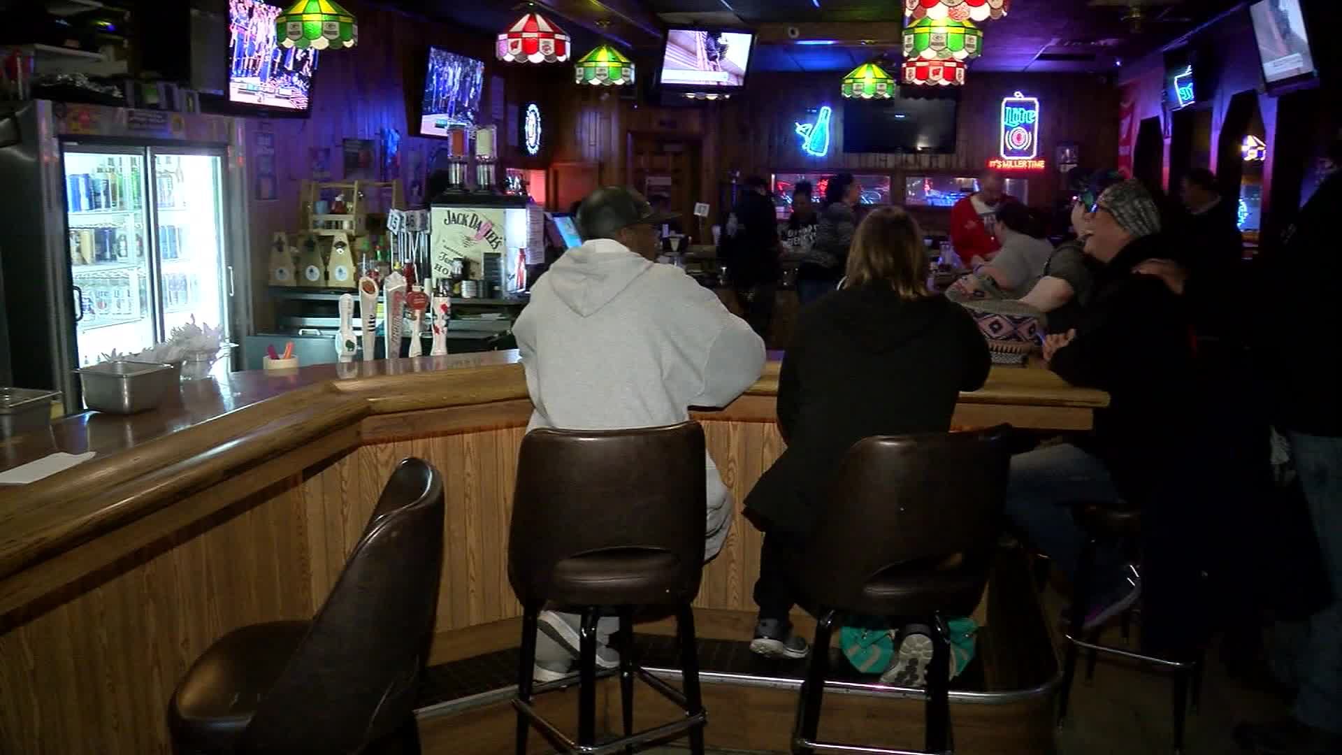 are dogs allowed in bars in wisconsin