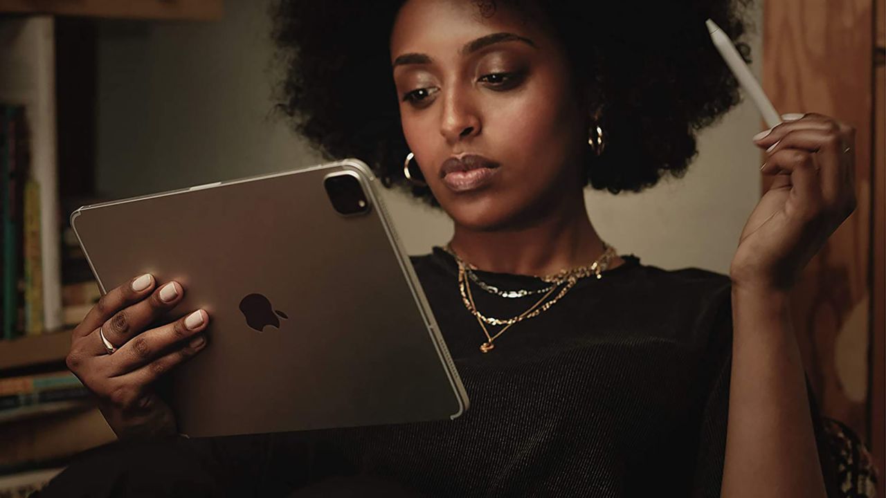 Apple 12.9-inch iPad Pro with Liquid Retina Display, 128GB 