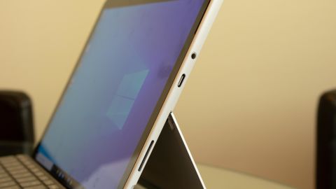 3-underscored microsoft surface go2 review