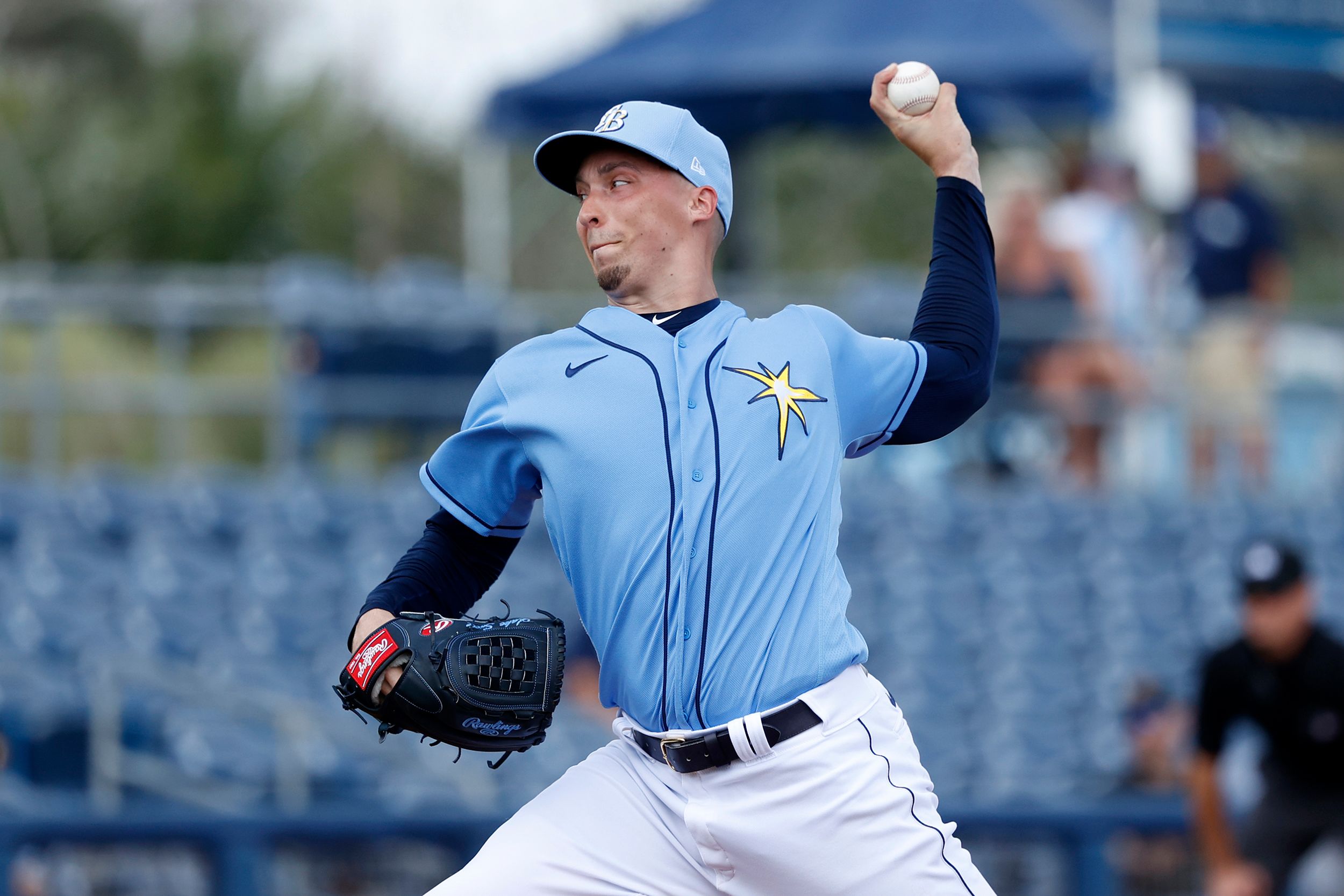 Chris Creamer  SportsLogos.Net on X: The Tampa Bay #Rays will no longer  wear their road grey uniforms, they've opted to wear their navy blue  alternate jersey full-time on the road to