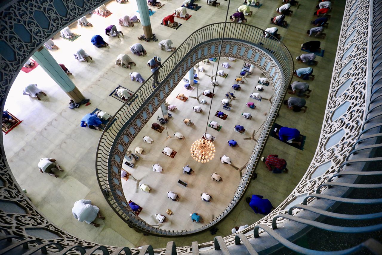 Muslims maintain social distancing as they offer prayers at the Baitul Mukarram National Mosque in Dhaka, Bangladesh, on Friday, May 8. <a href="http://cnn.com/2020/04/23/world/gallery/ramadan-2020/index.html" target="_blank">In pictures: A Ramadan unlike any other</a>