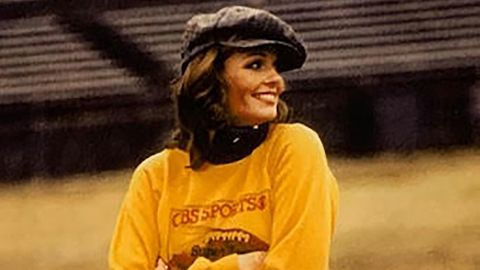 02 Phyllis George
