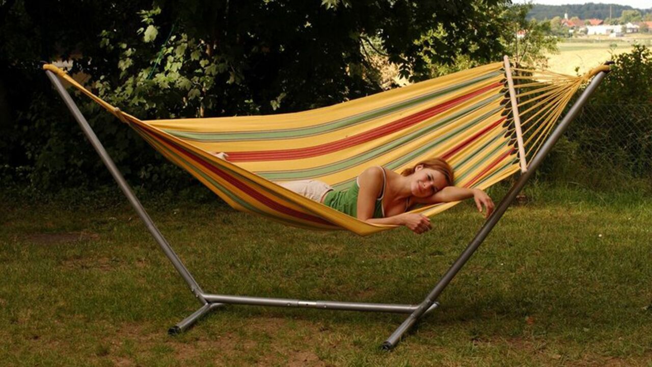 The Holiday Aisle Keith Jet Cotton Hammock with Stand