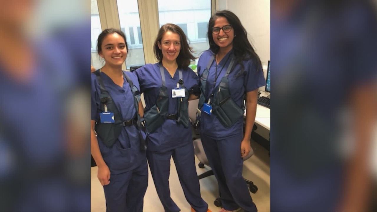 Amanpour Anya Hindmarch handbag coronavirus NHS_00005807.jpg