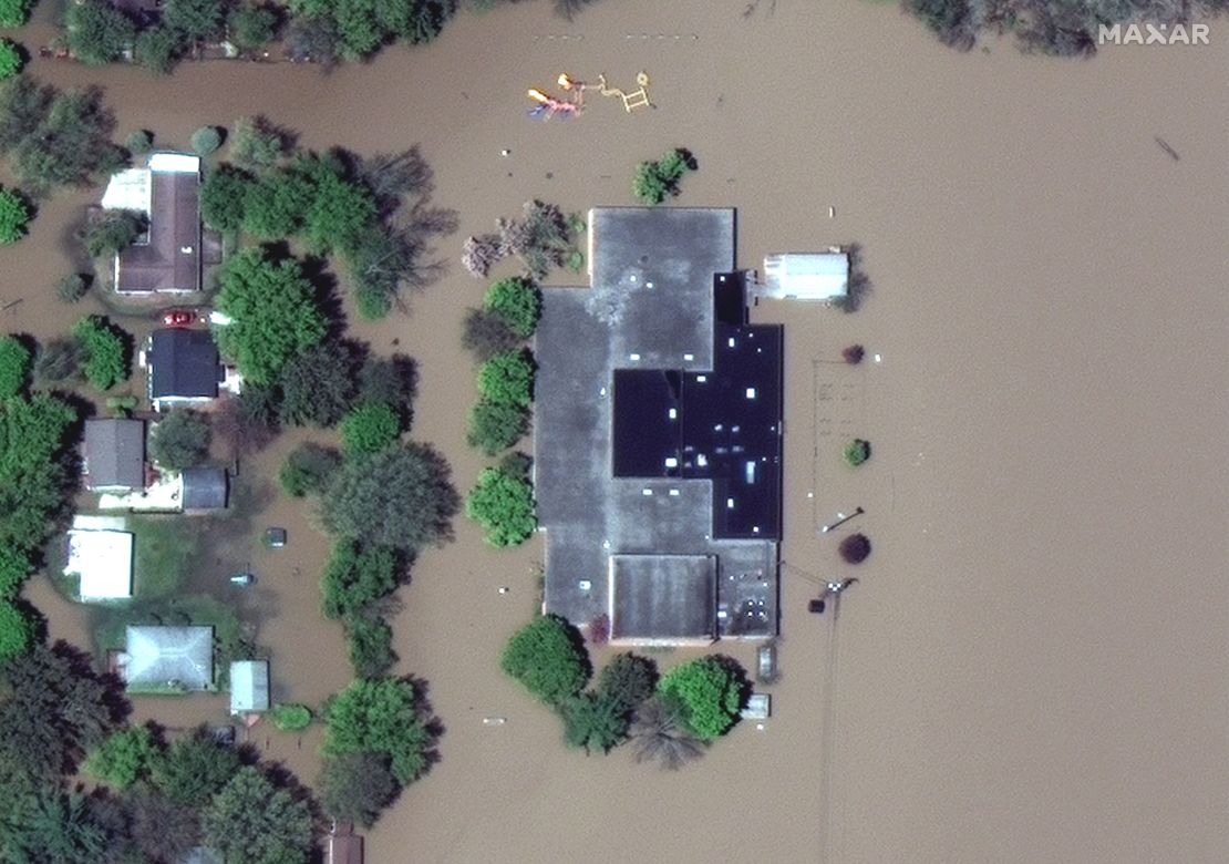 04 michigan flooding aerial