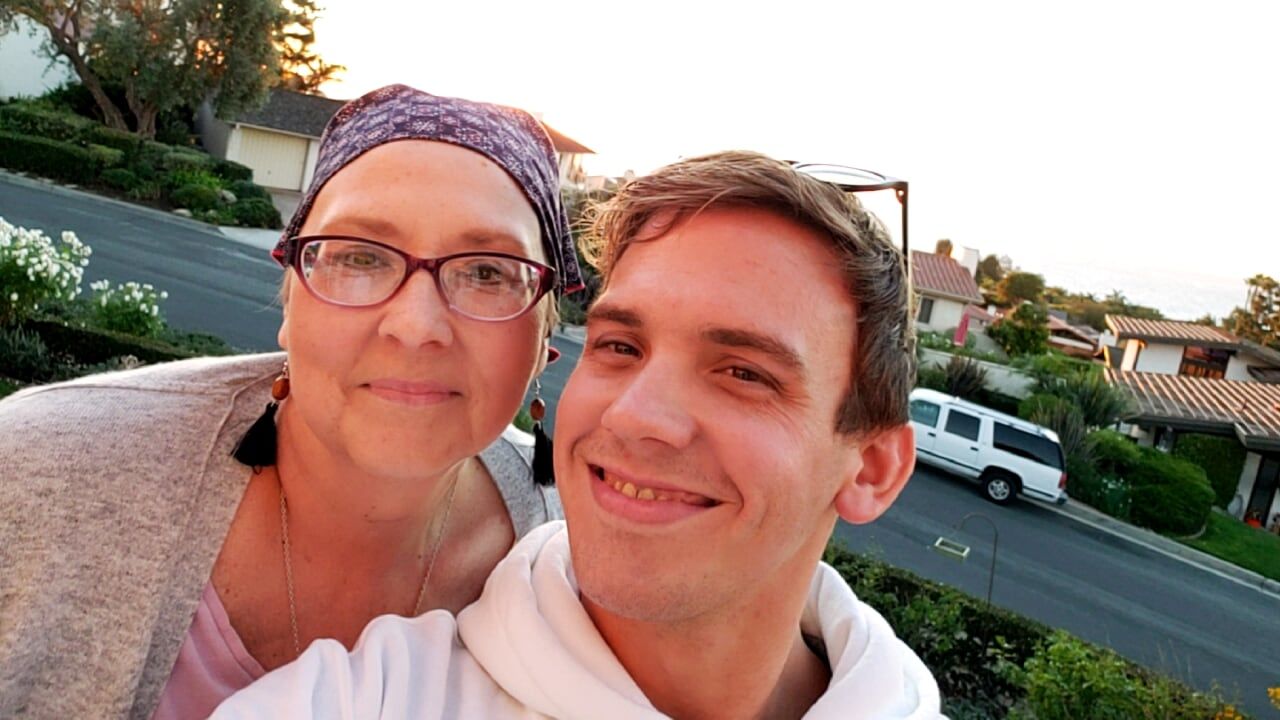 Suzi Israel and her son Jacob in Los Angeles in 2018. She connected him to Pandemic of Love for assistance, and volunteers for the organization as well. 