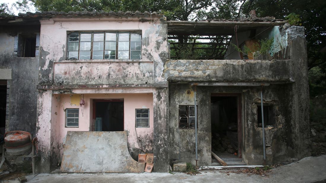 <strong>Yim Tin Tsai:</strong> An island off the northeast edge of Hong Kong, Yim Tin Tsai's last remaining residents left in the 1990s.