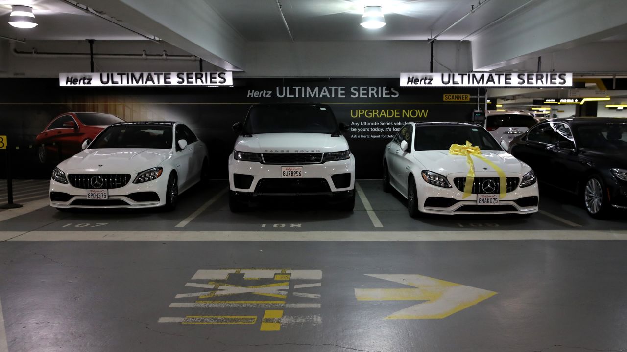 Hertz parked cars 0430