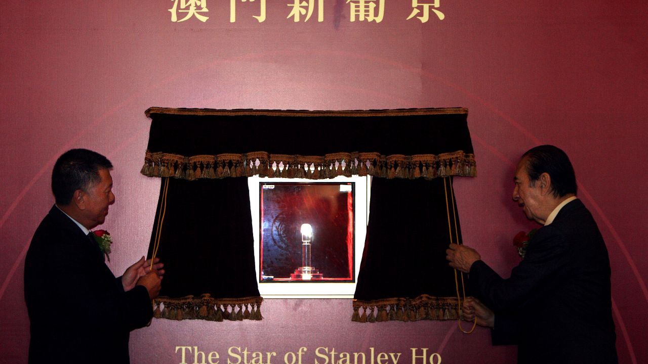 Macao SAR Chief Executive Edmund Ho and Stanley Ho unveiling "The Star of Stanley Ho" at the Grand Lisboa in 2007. The 218-carat diamond, named after Ho, is "on permanent display" in the lobby, according to the hotel.