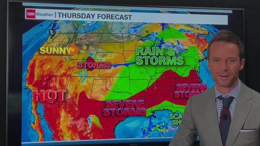 daily weather forecast Eastern US severe thunderstorms flooding rainfall Western US record heat_00000102.jpg