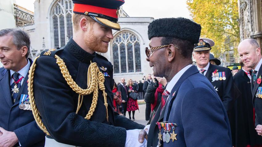 Ghanaian war veteran Private Joseph Hammond meeting Prince Harry at an event in November for Commonwealth soldiers in London.