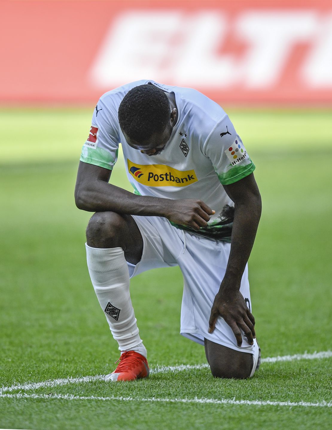 Borussia Mönchengladbach's Marcus Thuram Moenchengladbach's Marcus Thuram takes a knee after scoring Union Berlin at Borussia-Park on May 31, 2020.