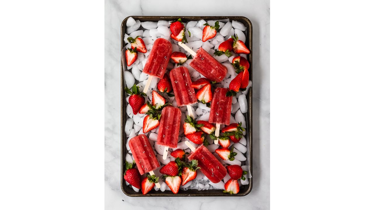 Megan Neveu's Strawberry Prosecco Pops