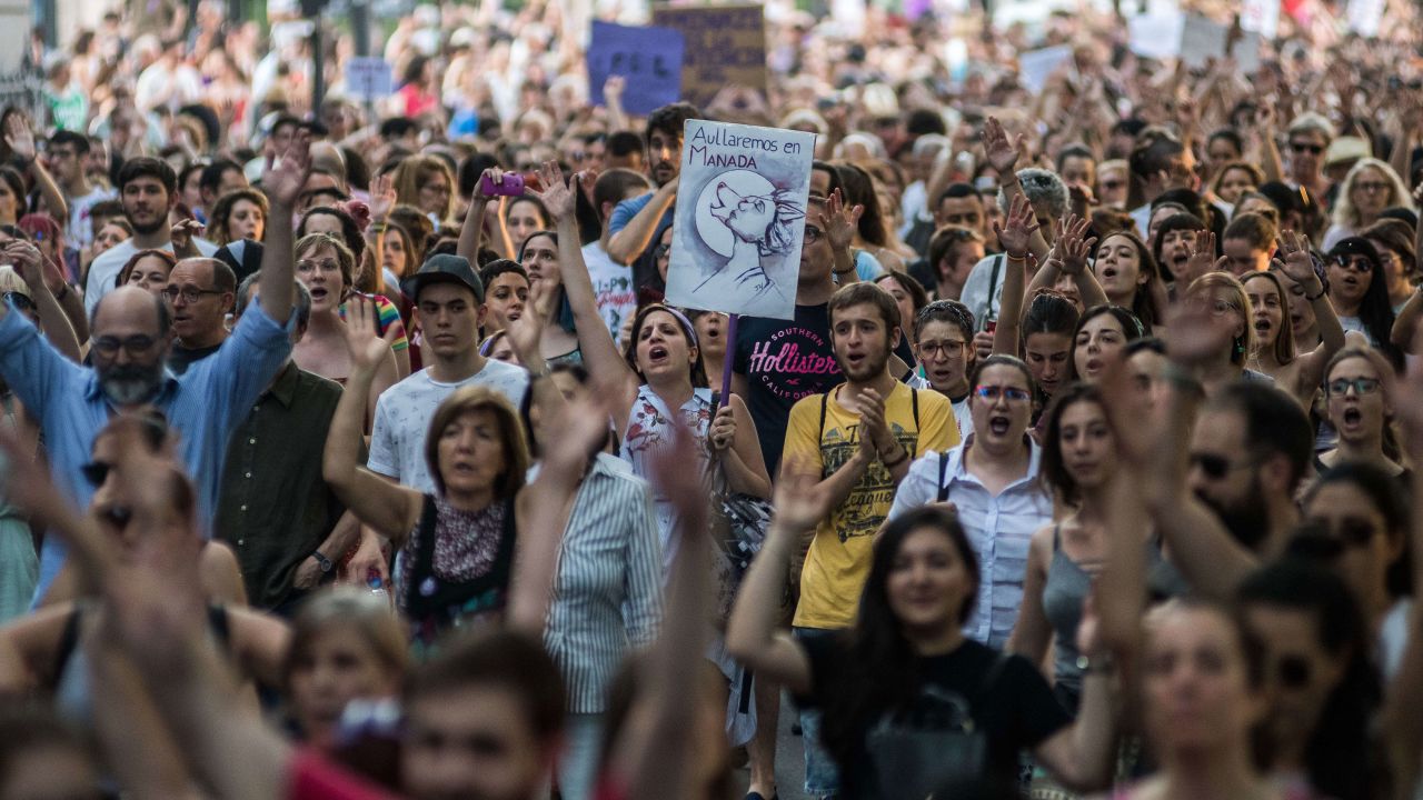 People in Madrid protest against a court's decision to release the "wolf pack" gang on bail on June 22, 2018.