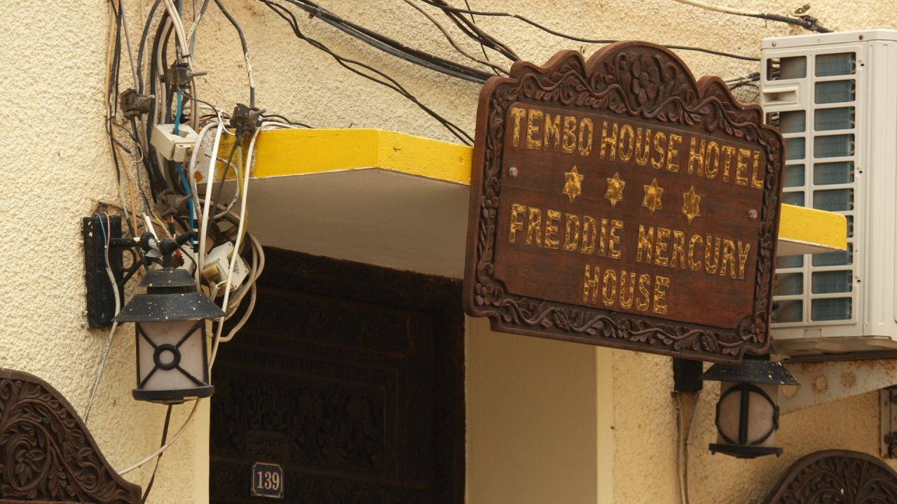In 2002, Zanzibari businessman Javed Jafferji opened a souvenir shop on the first floor of a home the Bulsara family once lived in. He named it after his hero.