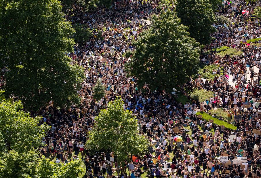 Protesters pack the lawn at the Indiana Capitol on June 6.