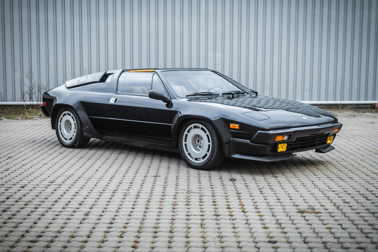 <strong>1986 Lamborghini Jalpa</strong><br /><strong>Sold for: €66,000 ($75,000)</strong><br /><br />The V8-powered Jalpa was conceived as a more affordable and manageable alternative to the ferocious Countach. Today, it's one of the more affordable classic Lamborghinis.