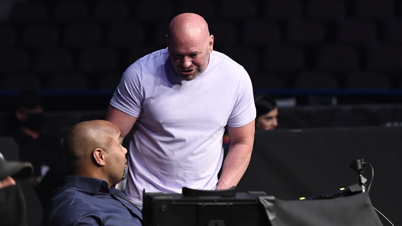 White says returning sports should adopt a safety "bubble".