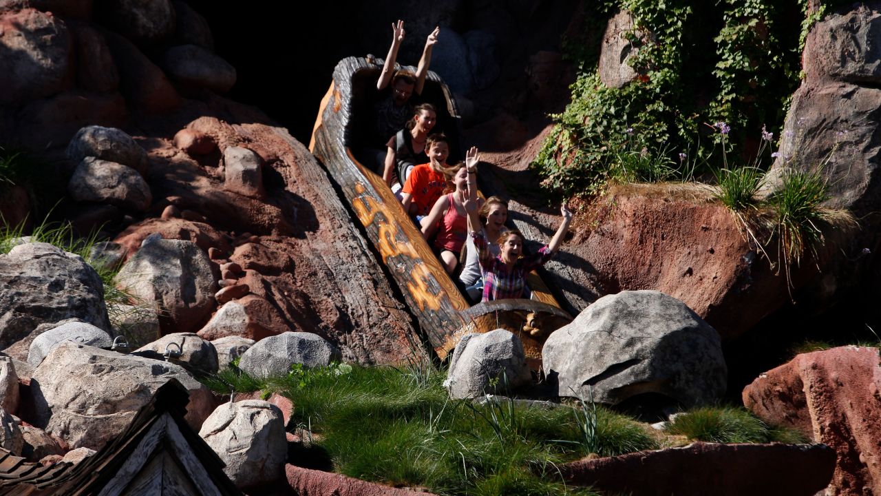 How One Celebrity Is Keeping Splash Mountain Alive