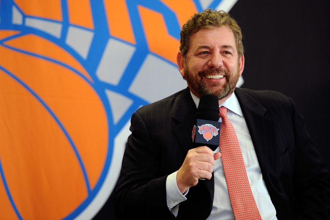 New York Knicks owner James Dolan sent an internal email to employees explaining why the organization had not issued a public statement, before yesterday making a U-turn when there was backlash against this stance.