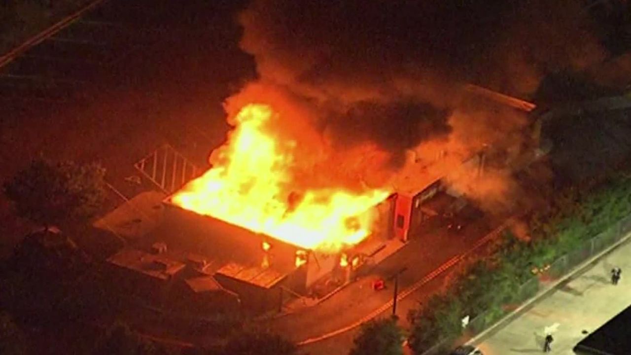 wendys atlanta fire 10p june 13 wgcl