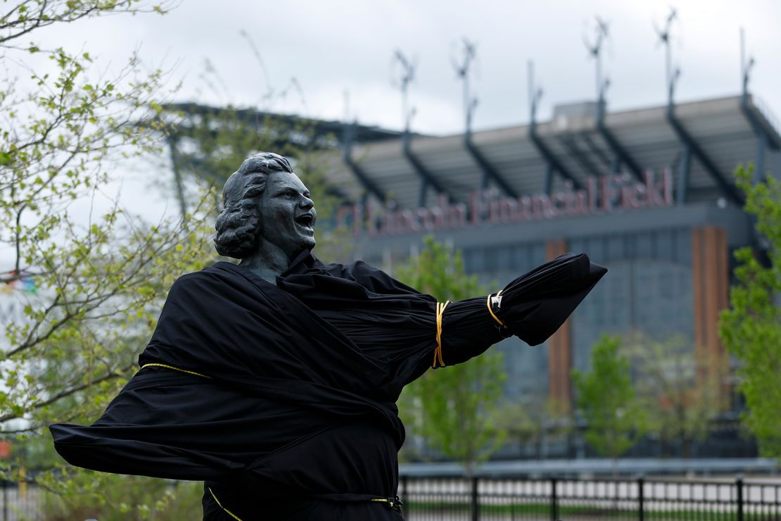 Kate Smith's statue at Philadelphia's Wells Fargo Center was covered before being removed last year.