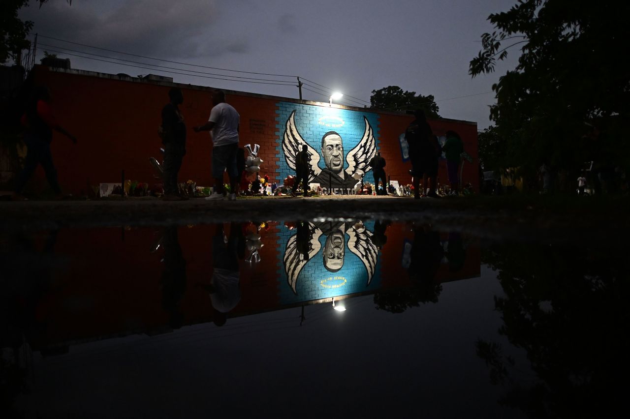 Floyd is depicted as an angel in his hometown of Houston. <a href="https://www.cnn.com/2020/06/03/us/george-floyd-mural-in-houston-trnd/index.html" target="_blank">The mural</a> was painted by the artist Donkeeboy on the side of Scott Food Mart.