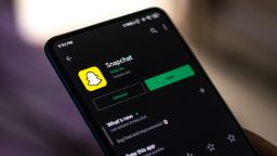 01 Snapchat app - stock