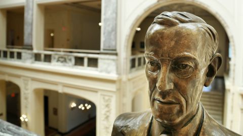 A bust of Woodrow Wilson in the Monmouth University building named for him.