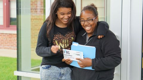 Meon Marshall, left, chose Keytoria Weaver as the recipient of $1,000 from the VING Project.