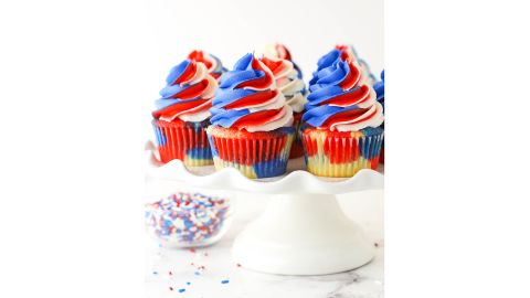 Lindsay Conchar's Red, White and Blue Swirl Cupcakes