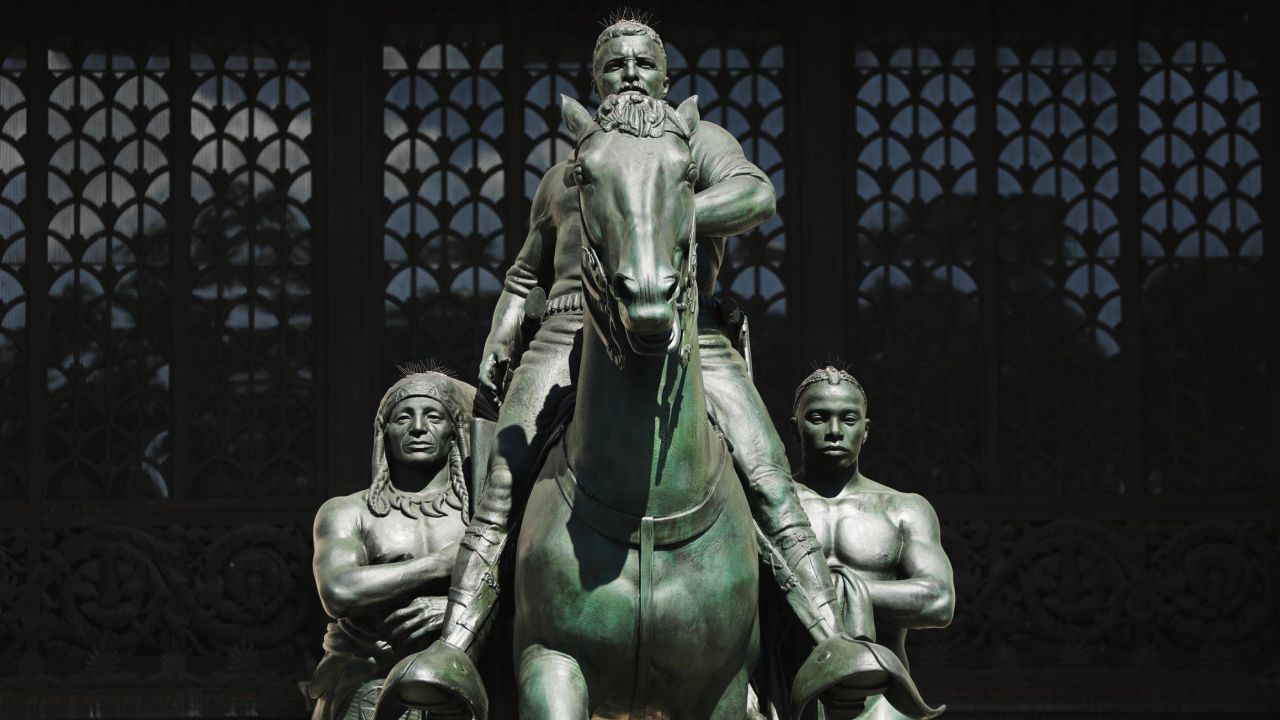 Front view of Roosevelt statue