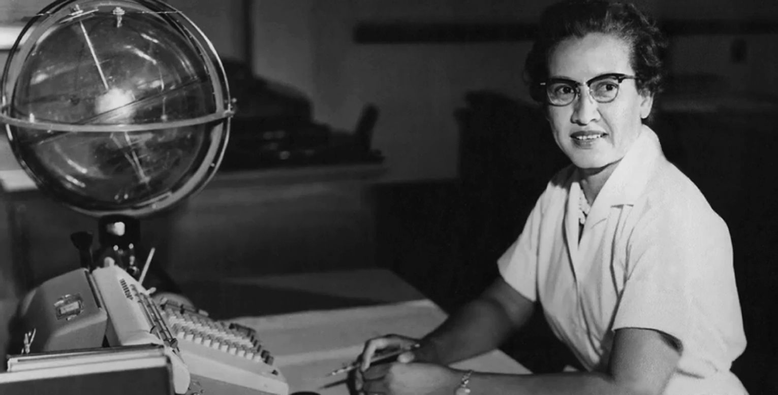 Katherine Johnson was a NASA space scientist and mathematician whose calculations were instrumental for NASA to achieve putting an astronaut into orbit around Earth. Virginia, 1962. 