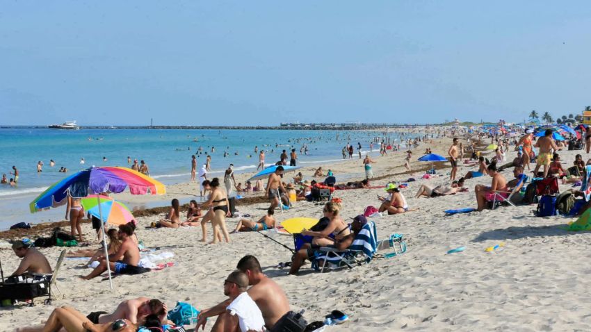 miami dade county closes beaches holiday weekend mayor dan gelber intv ctn vpx_00003419