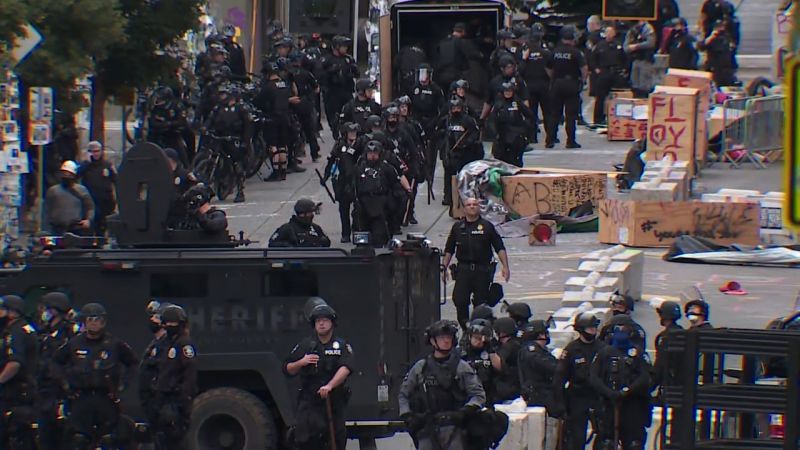 CHOP protesters envisioned a world without police but struggled