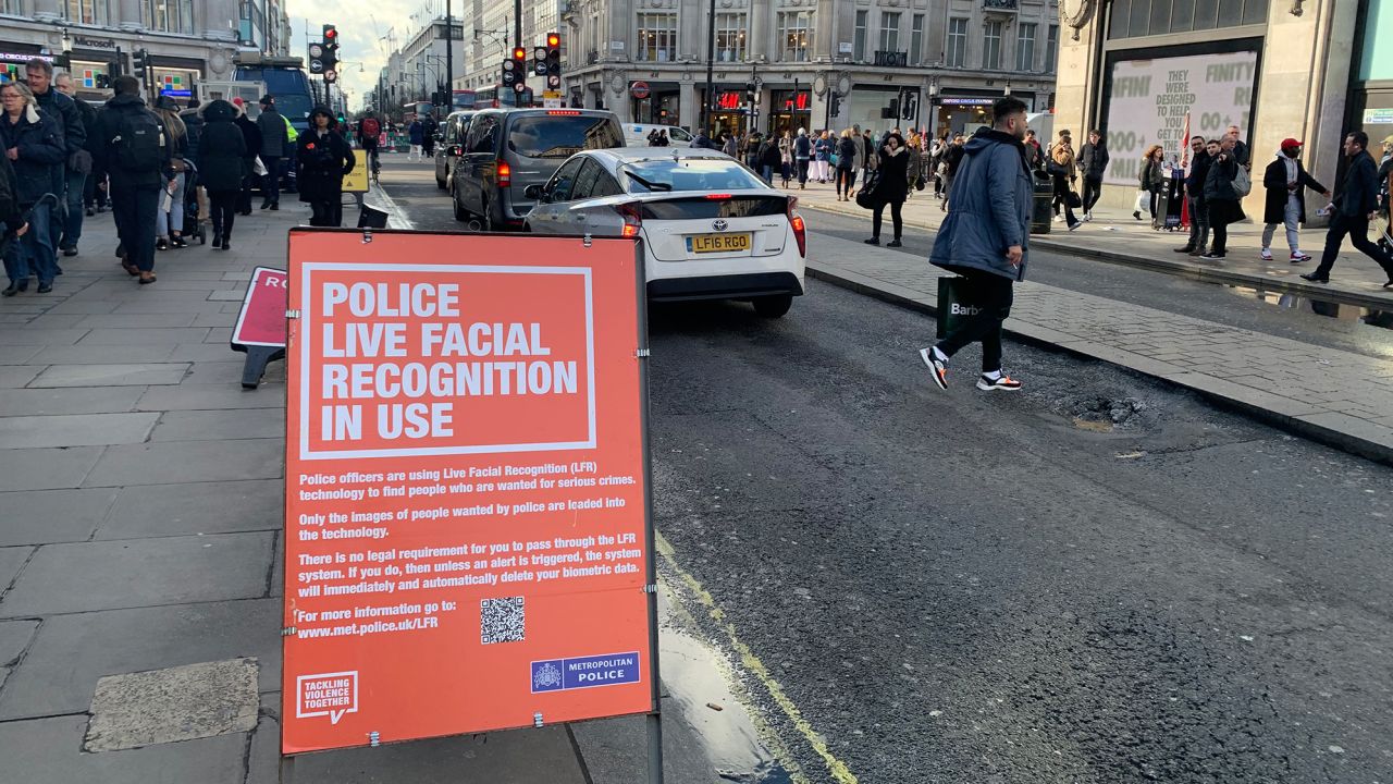 London's Metropolitan Police alert passersby to the use of live facial recognition technology in late February.